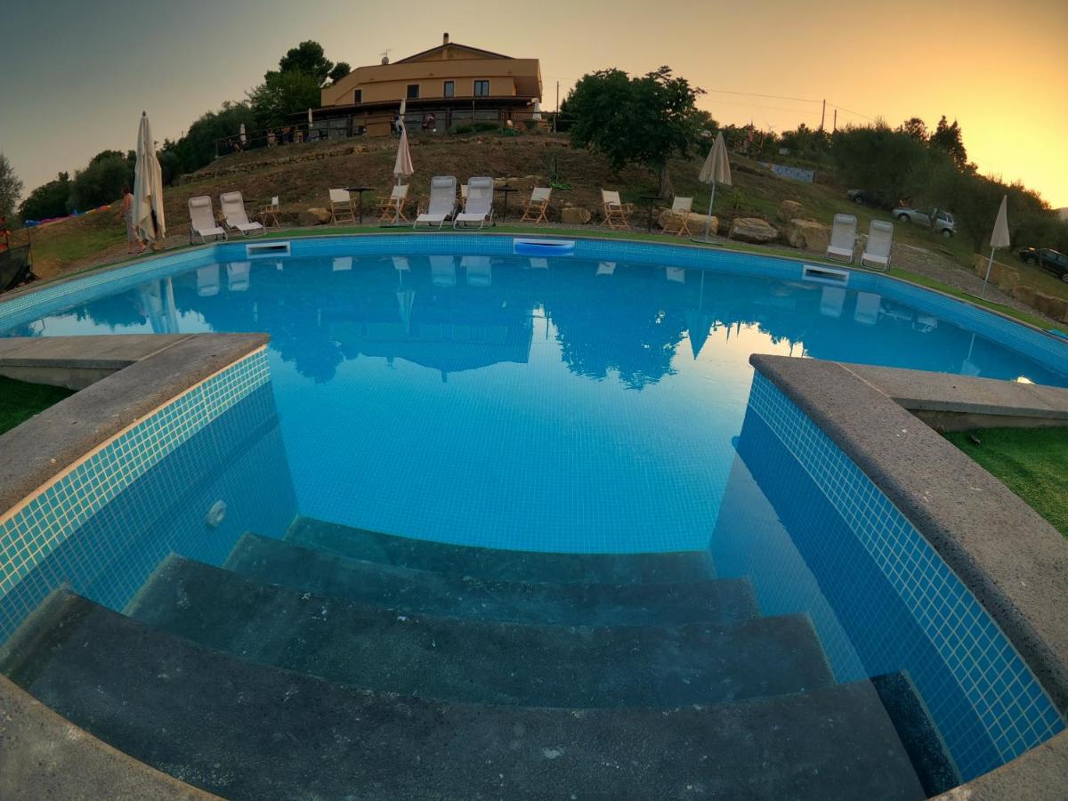 Agriturismo B&B Il Rifugio Di Nino コントゥルシ エクステリア 写真