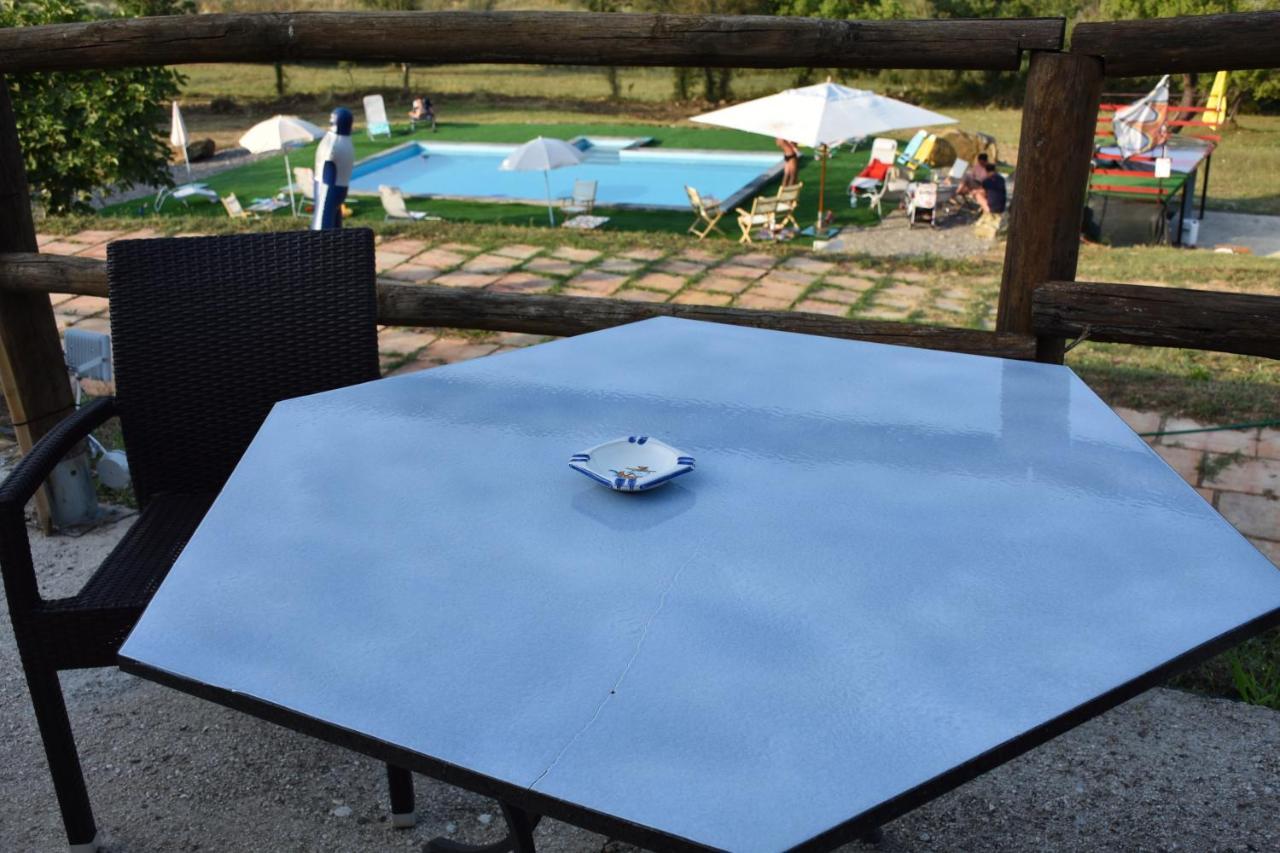 Agriturismo B&B Il Rifugio Di Nino コントゥルシ エクステリア 写真